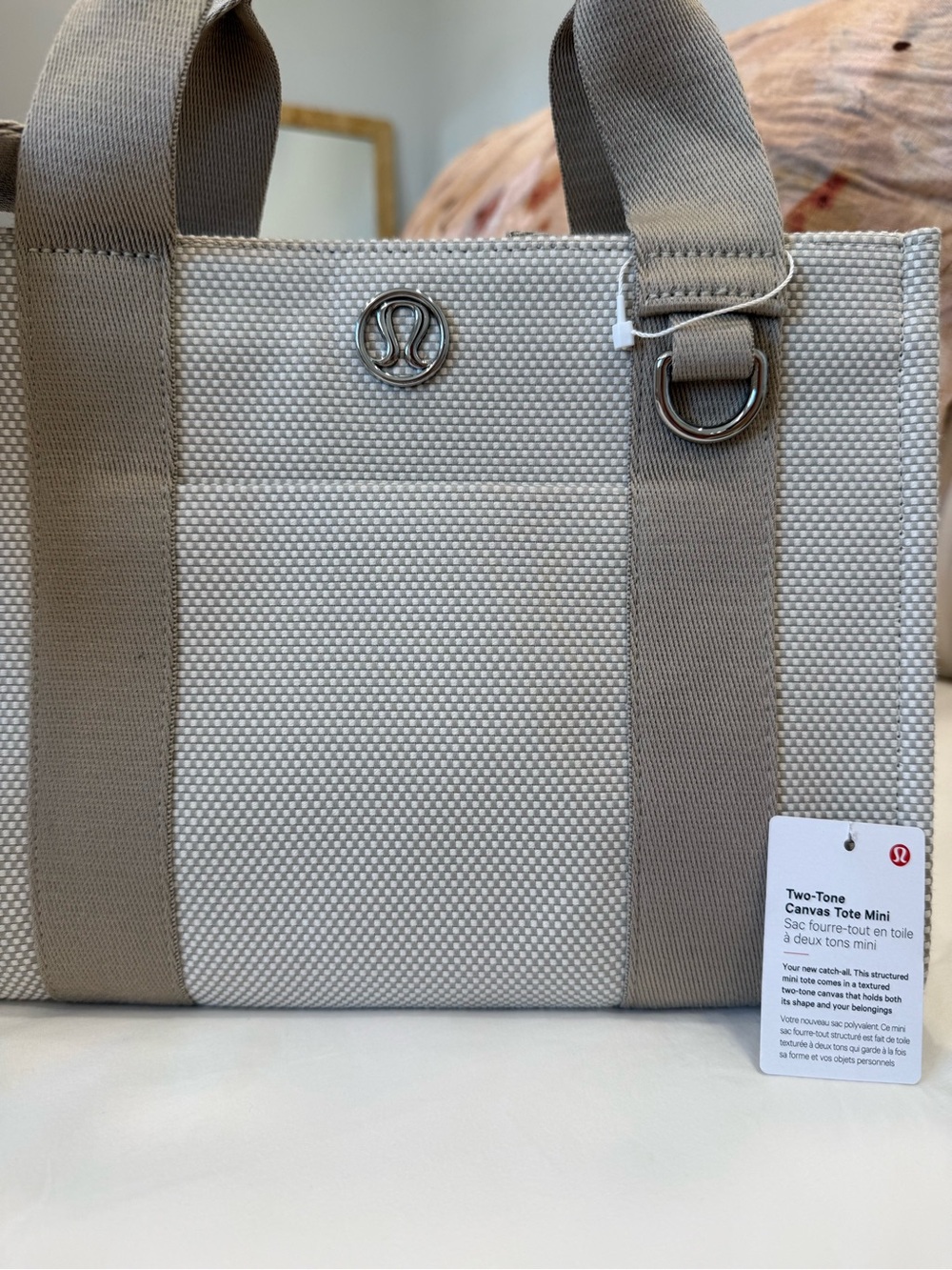 lululemon athletica Beige and Cream Canvas Tote - Picture 2 of 4